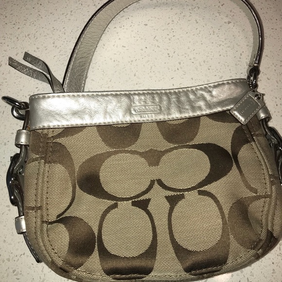 Coach Gold Trim Handbag - Picture 6 of 6